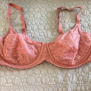 VS Lace Underwire Bra in Coral Pink